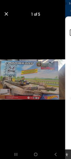Hot Wheels Luigi Mario Kart