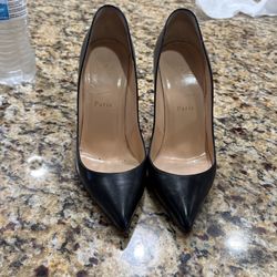 Christian Louboutin Size 37.5