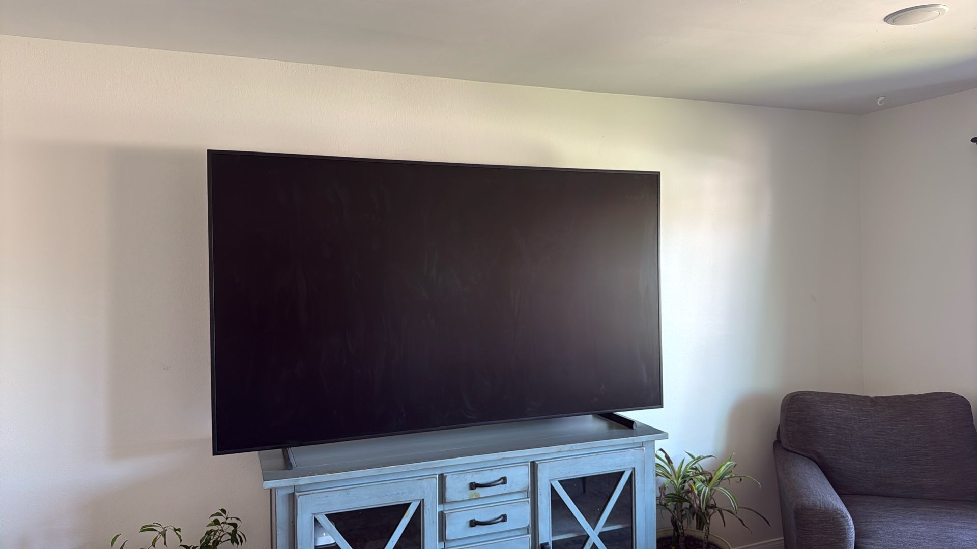 85 “ Samsung tv