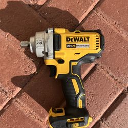 Dewalt 20V MAX XR Cordless 1/2 in. Impact Wrench