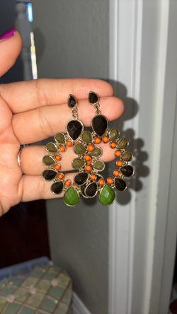 Custome earrings