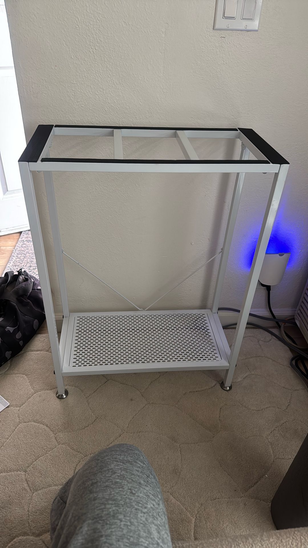 10 Gallon Fish Tank Table