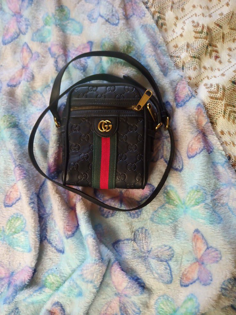 Small Gucci Messenger Bag