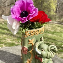 Vintage Ceramic Lucky Elephant Vase Planter Pencil Pen Holder Trunks Up Green 6"