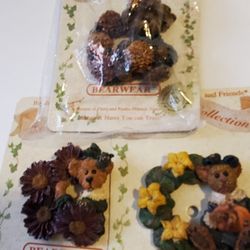 Three Bears With Wreaths Pin Brooch 