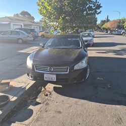 Nissan Maxima 2014