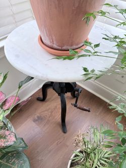 Side Table with Adjustable Height