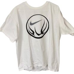 Nike T-shirt