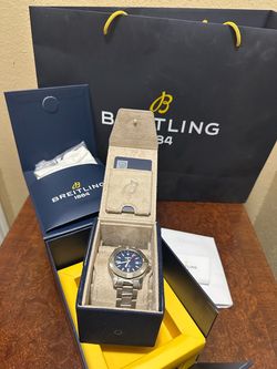 Like New Breitling Avenger Automatic GMT 44 Stainless Steel A32320