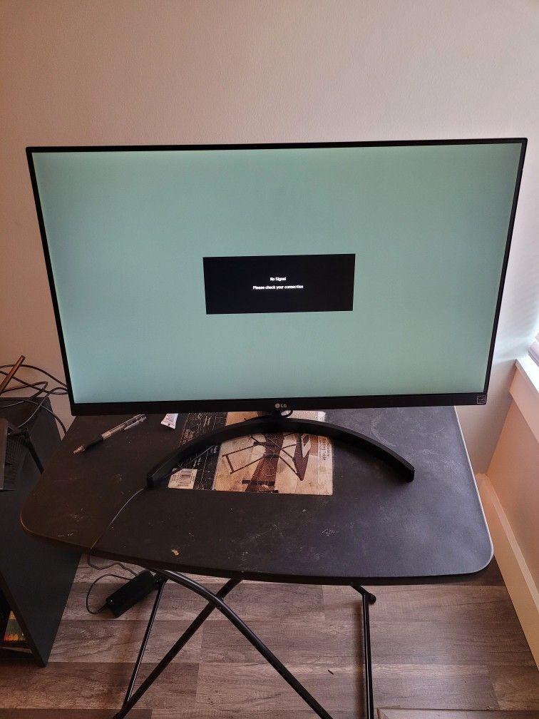 27inch LG Computer Monitor 