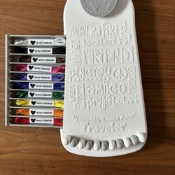 Friendship Bracelet Maker