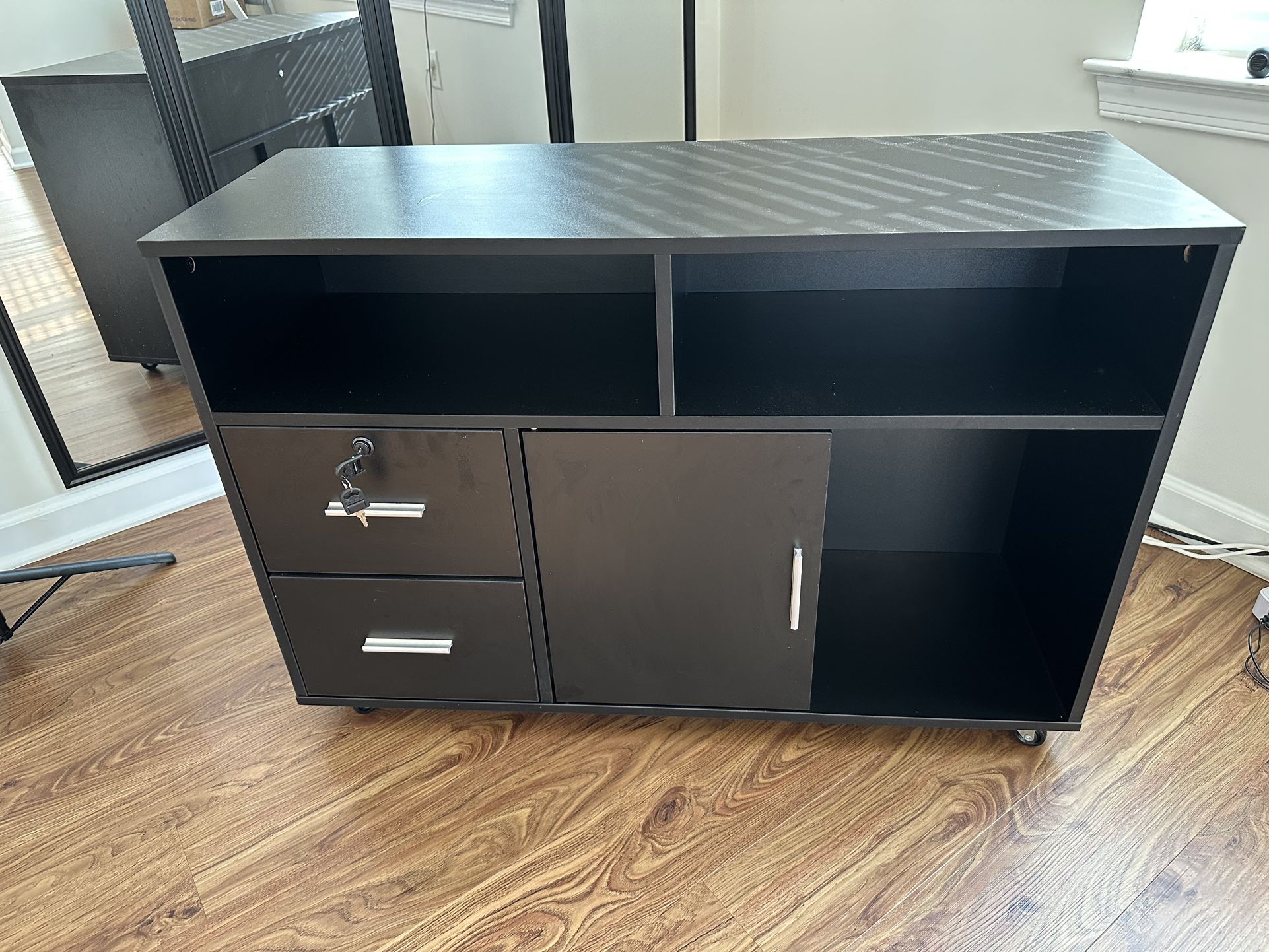 Storage Cabinet With Drawers