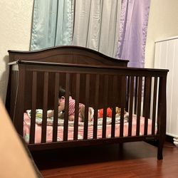 Baby Crib 