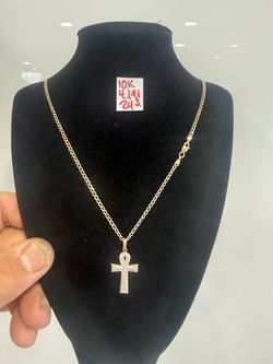 10K Yellow Gold Chain and Pendant CUBIC ZIRCONIUM STONES 4.1Gr 24 Inches Long