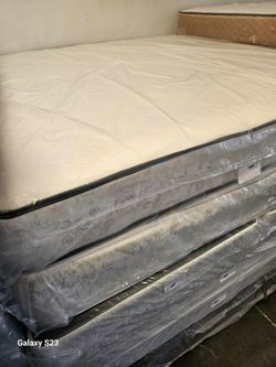 Queen set $189 >> Mattress And Box Spring