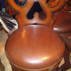 4 Hermosa Pastel Russeet Bar Stools 