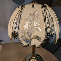 Vintage Flower Touch Lamp 