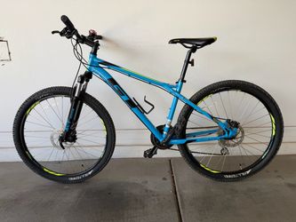 GT Aggressor Pro Mountain Bike