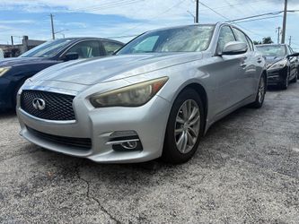 2014 INFINITI Q50