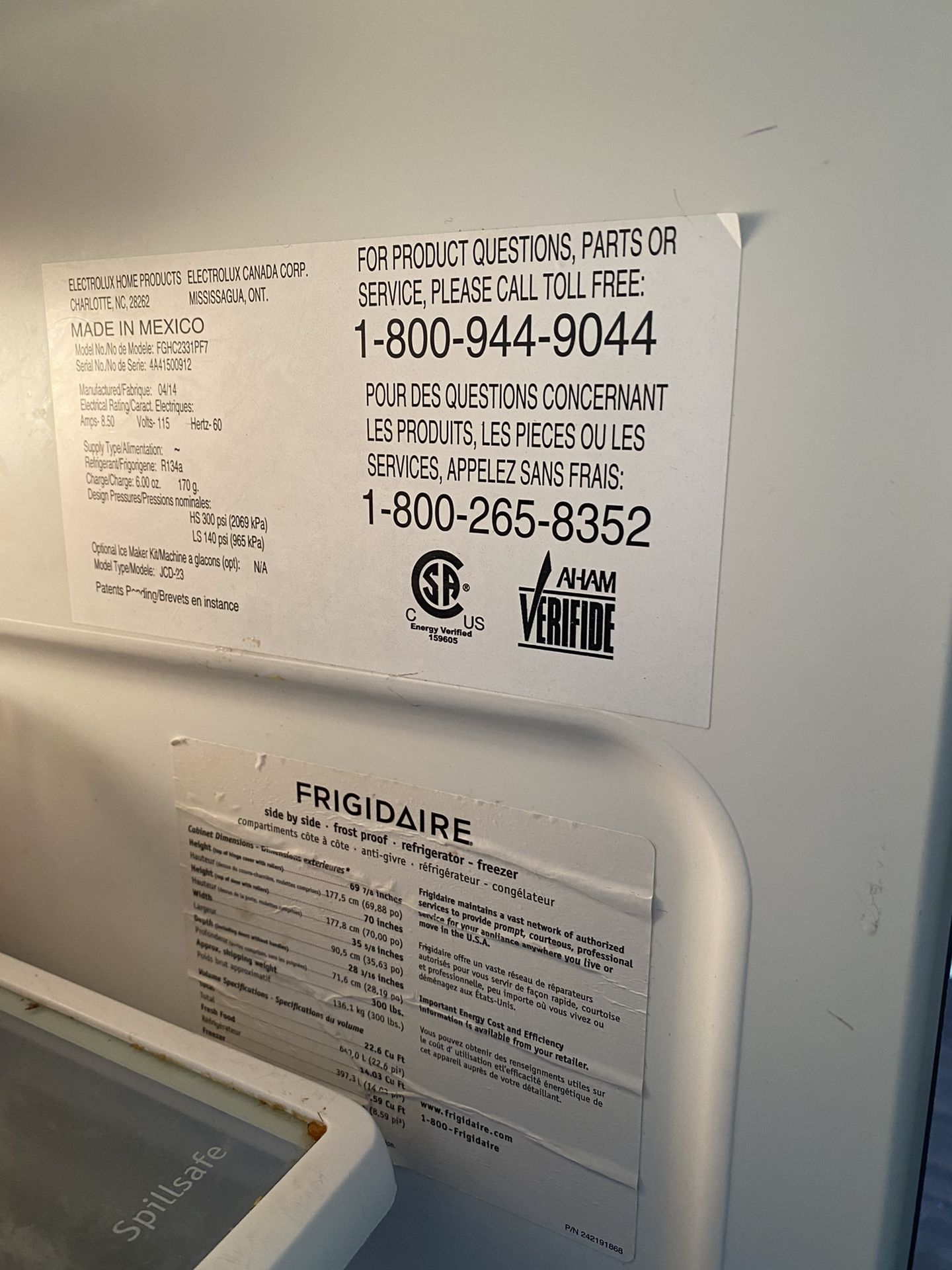 Frigidaire Gallery Fridge. Model JCD23 (ON HOLD) for Sale in Lakewood