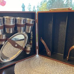 Vintage 1960s Ever-Wear Travel Bar