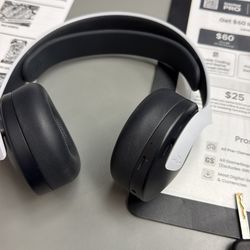 Plantations  headsets  Bluetooth comes with wire and box