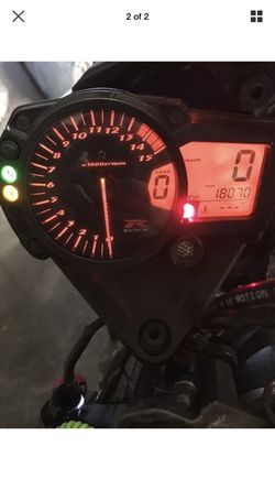 05 06 SUZUKI GSXR 1000 GAUGE CLUSTER 18k OEM