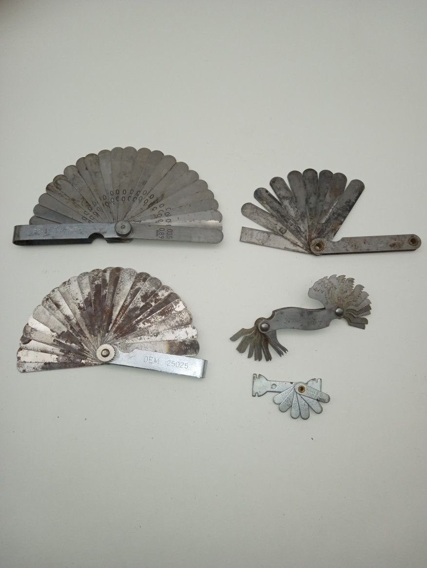 Feeler gauge set