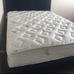 New 13” Bamboo Pillow Top Memory Foam Hybrid Queen Size Mattress Only 