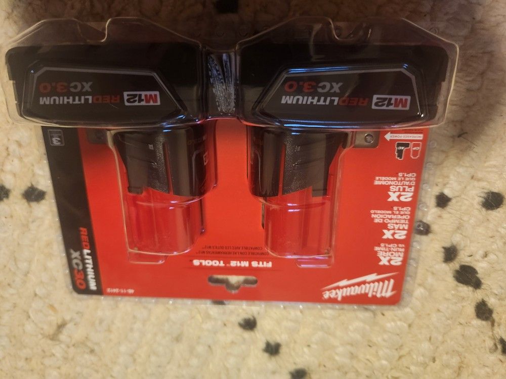 Milwaukee 48-11-2412 3.0Ah 12V Battery