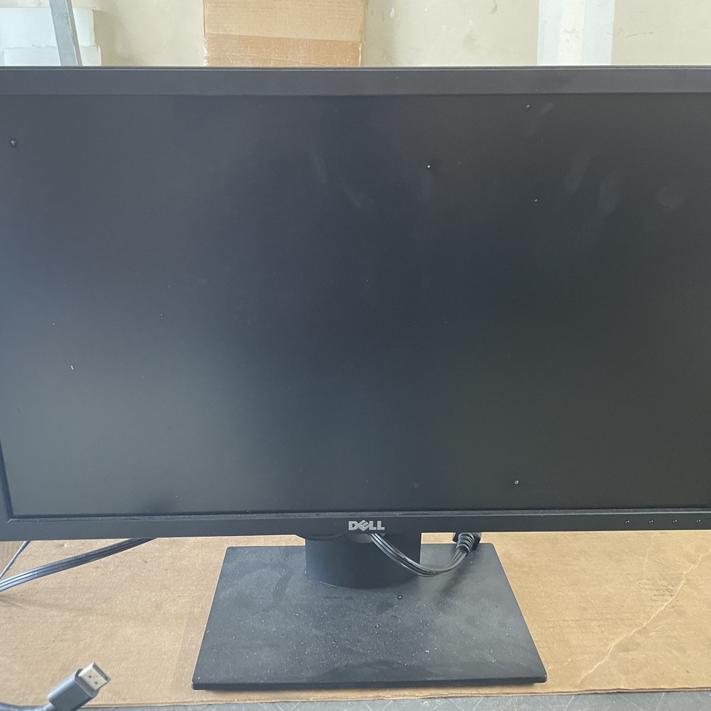 Monitor Stand Removal (DELL E2016HV)