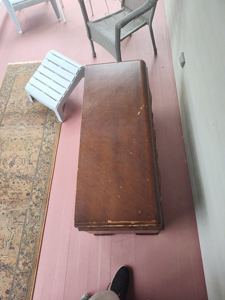 Lane Cedar Chest