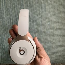 Beats Wireless Pros