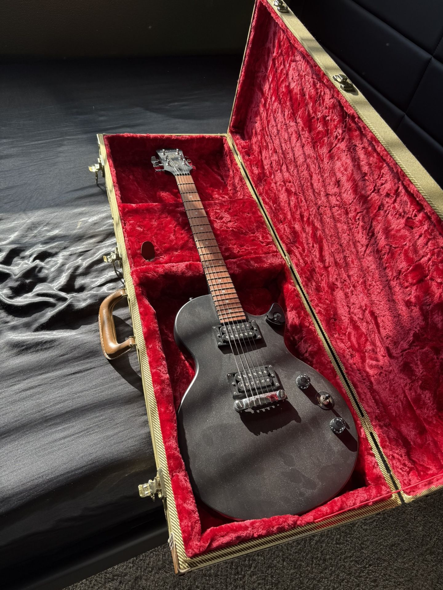 Guitar