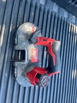 Milwaukee M12 Bandsaw