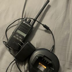 MOTOROLA 2 Way Radio Cp185