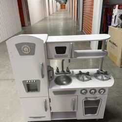 Toddler Play Kitchen