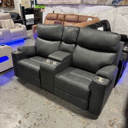 LOVESEAT RECLINER/SECTIONAL (couch, sofa) !!NO CREDIT NEEDED !! TAKE IT HOME TODAY!! 🚛 SAME DAY DELIVERY AVAILABLE 🚚 Se Habla Español
