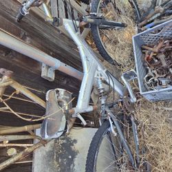 Vertical Shimano Equipt 26" Mountain Bike