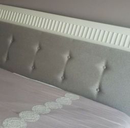 King wood bed
