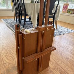 French Easel 