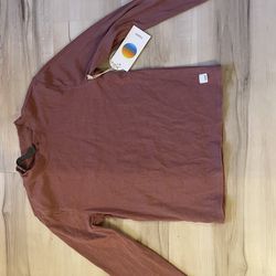 New Women’s Vuori Mudra Fitted Tee