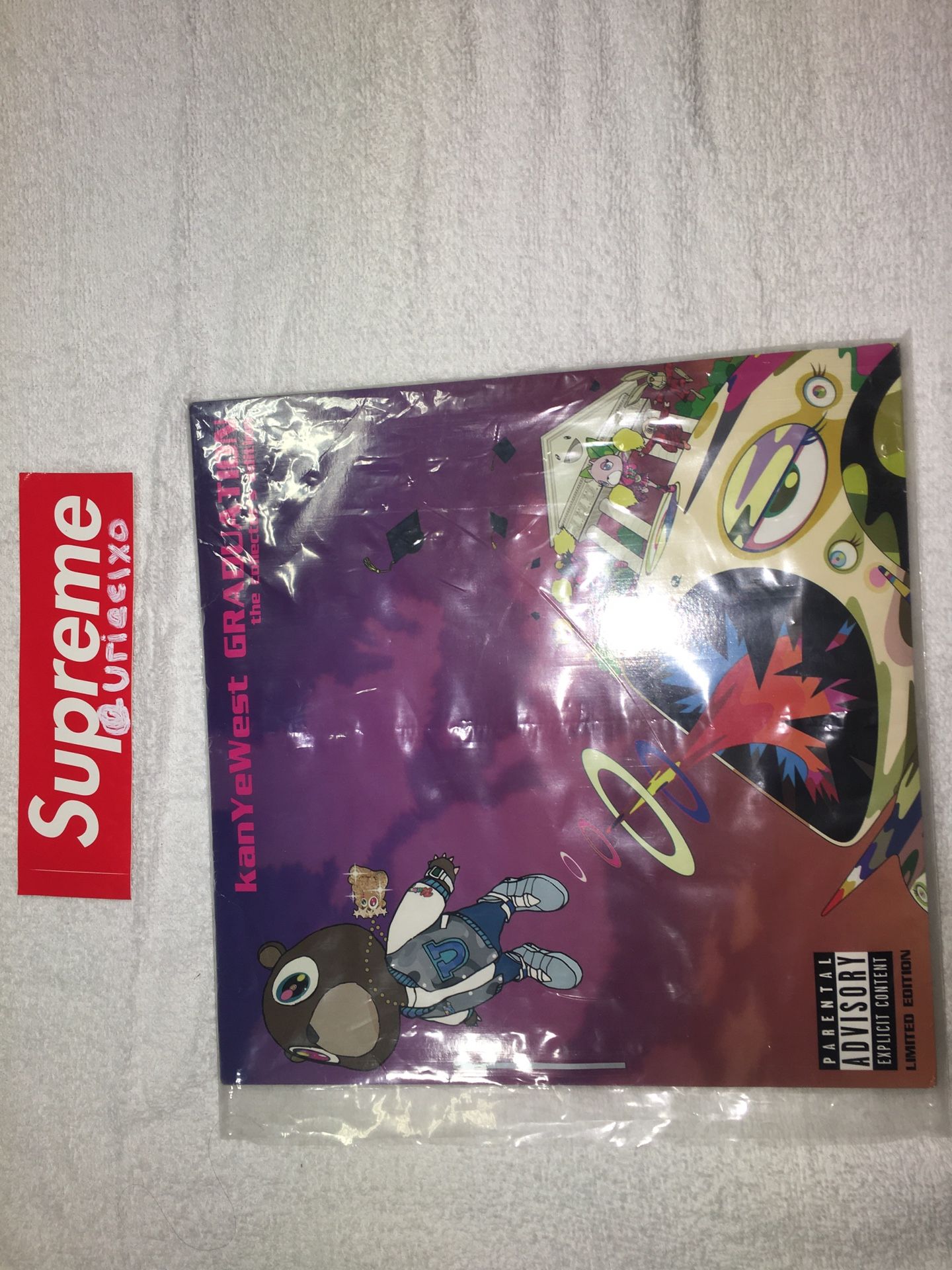 KANYE WEST GRADUATION CD PLAYER “Collector’s edition