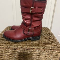 Ladies Red boots 