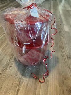 Pink Plastic Container Set
