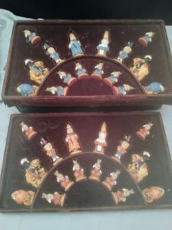 Alice in Wonderland Chess set