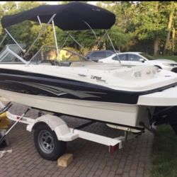 2011 Bayliner 
