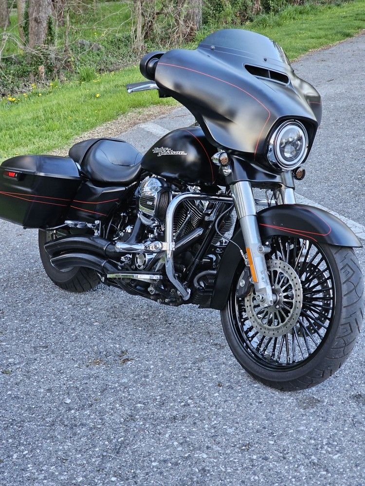 2016 Harley Davidson Street glide special