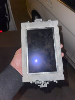 Mercedes Benz C250 Stock Stereo 2008-2014