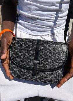 Black crossbody bag